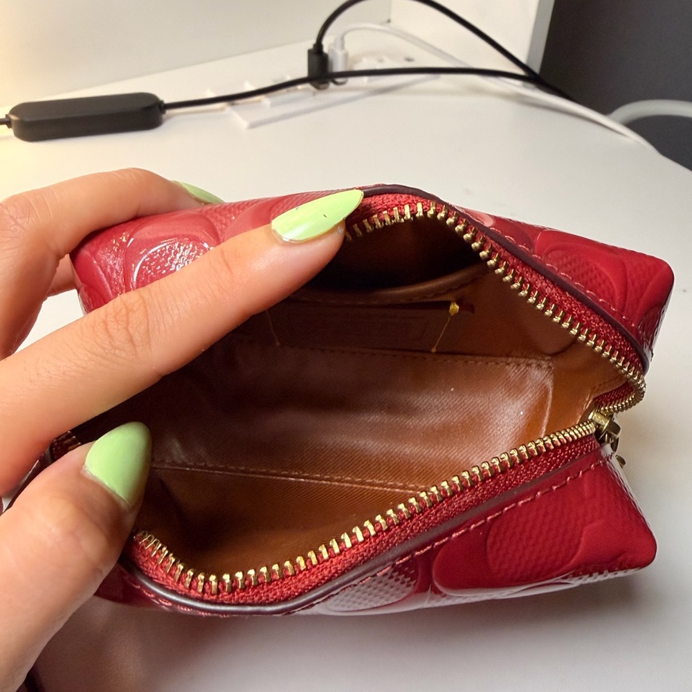COACH women’s boxed essential mini cosmetic pouch - Picture 5 of 5